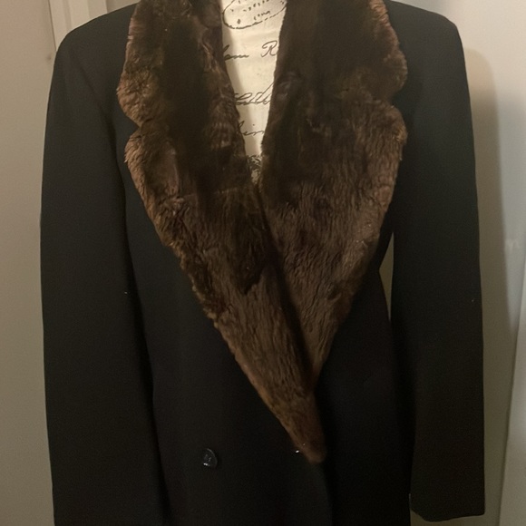 Unique Vintage Jackets & Blazers - Vintage most  Gorgeous !quality Fur Coat 💯 all wool made in Canada Size Medium